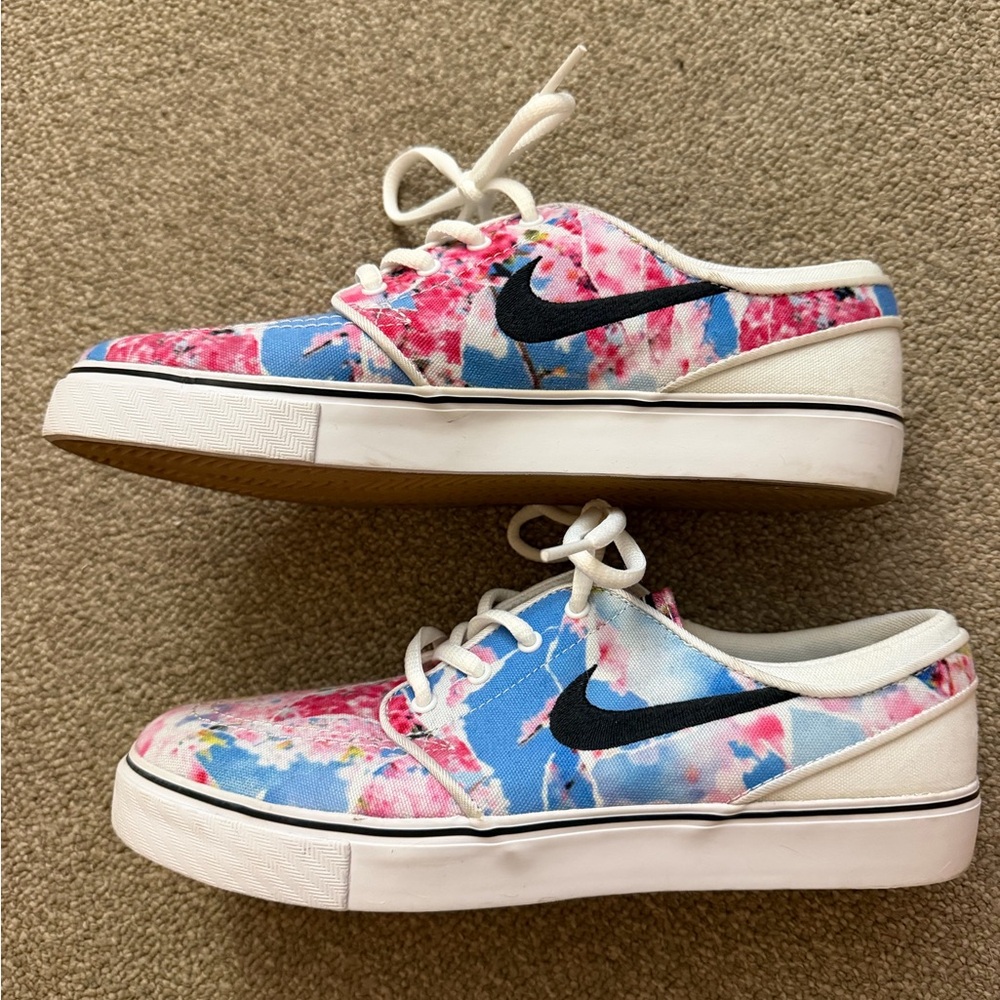 Nike Youth SB Stefan Janoski Premium Canvas Skateboarding Sneakers 654862 101